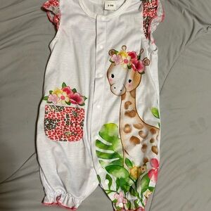 Adorable Giraffe Baby Romper
